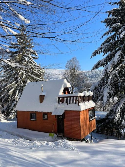 فيلا Chata Pod Pindulou Rožnov pod Radhoštěm المظهر الخارجي الصورة